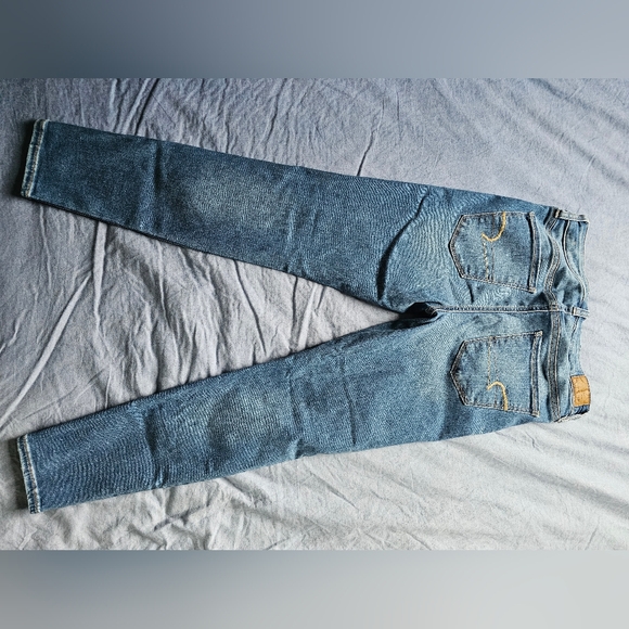 American Eagal Jeans - Picture 2 of 3